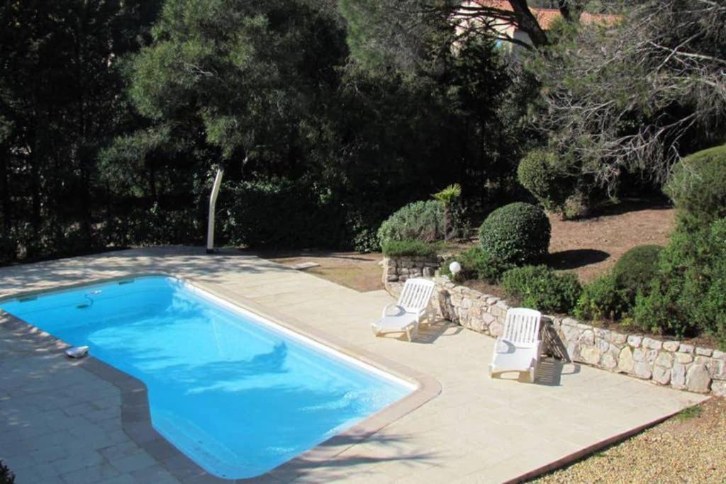 Villa 8 Pers, Climatisee, Piscine Chauffee, Un Havre De Paix Sous Les Pins Parasols روكبرون-سور-أرجينس المظهر الخارجي الصورة